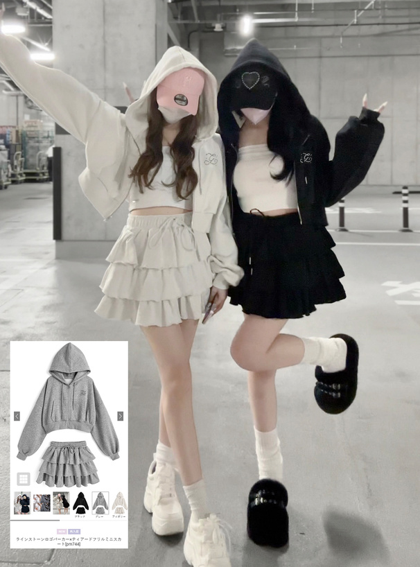 ラインストーンロゴパーカー×ティアードフリルミニスカート[pm744