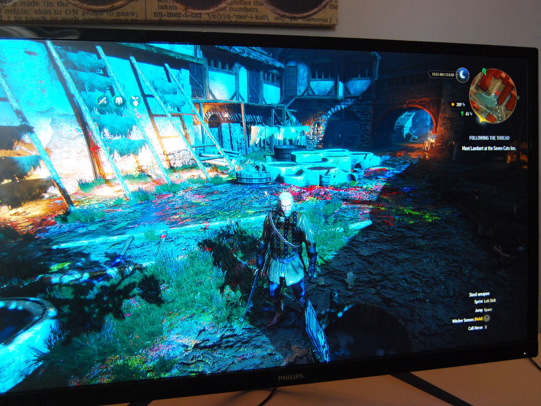 Philips Momentum 326M monitor review: Big, beautiful, and