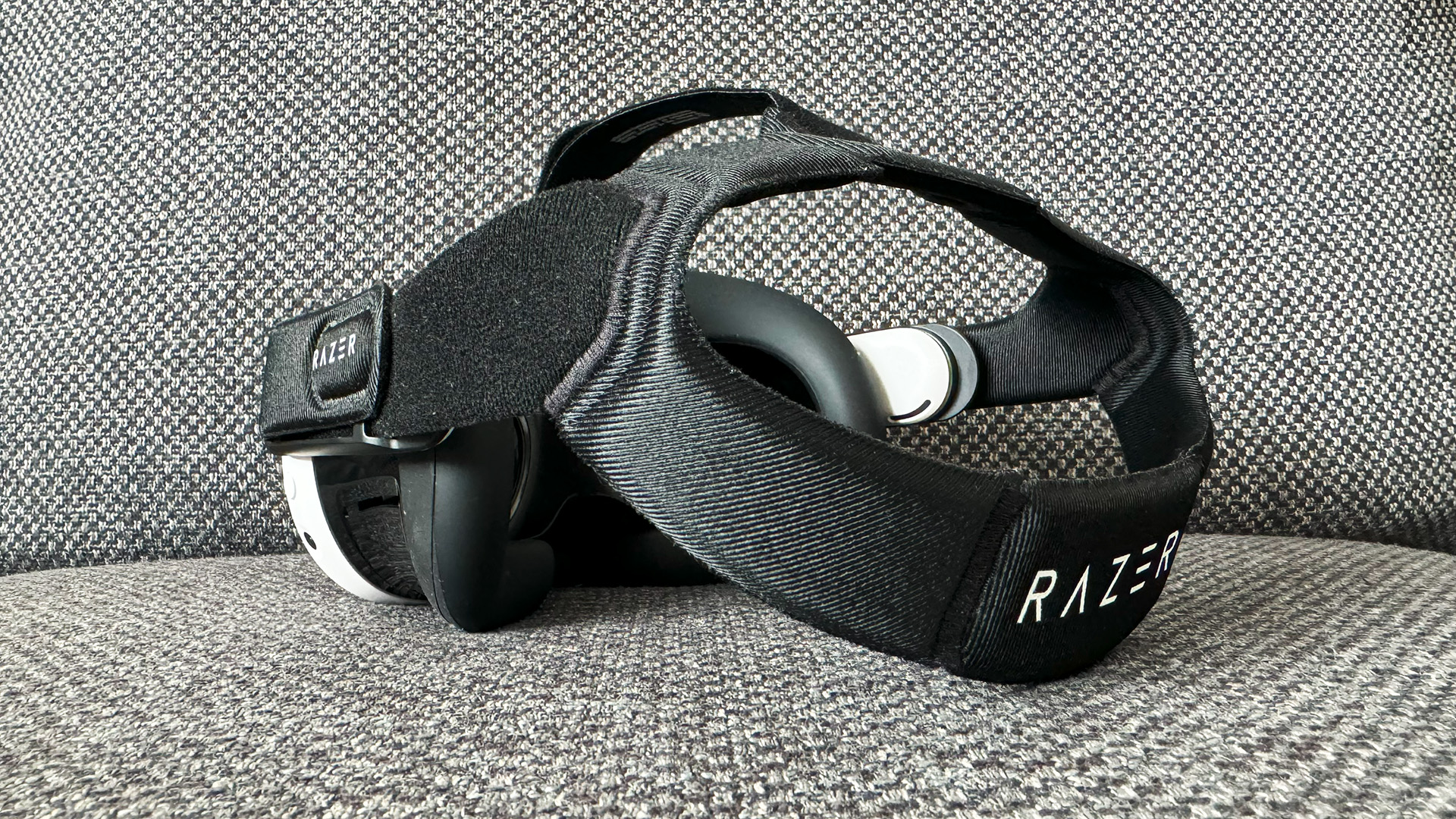 Razer Adjustable Head Strap for Quest 3 review: 