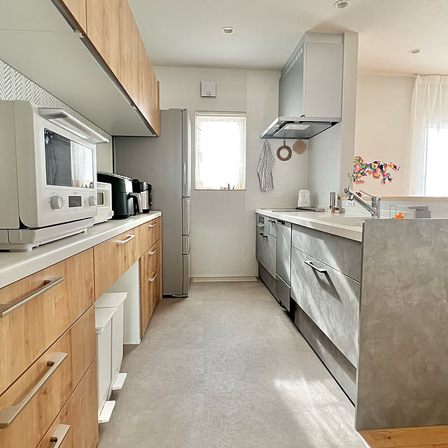 LIXIL グレージュスタッコの商品を使ったおしゃれなインテリア実例