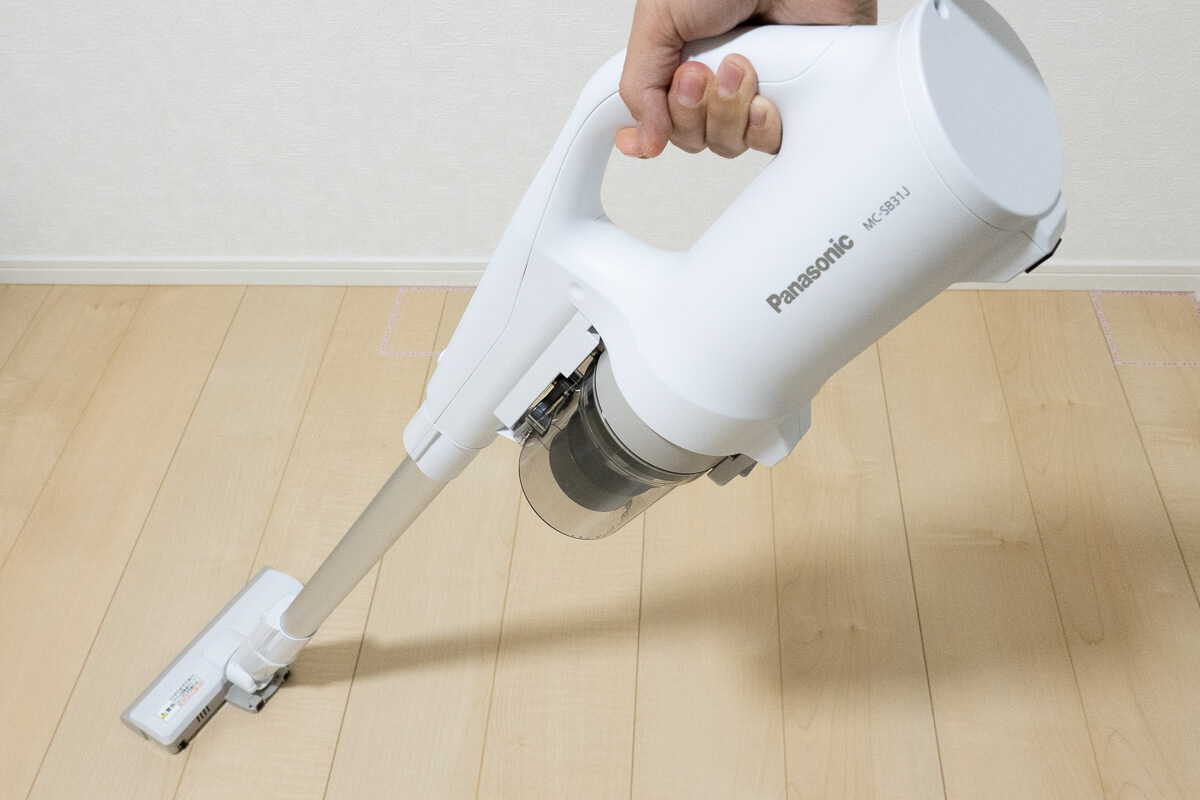 Panasonic「パワーコードレス MC-SB31J」使用レビュー！掃除を楽にして