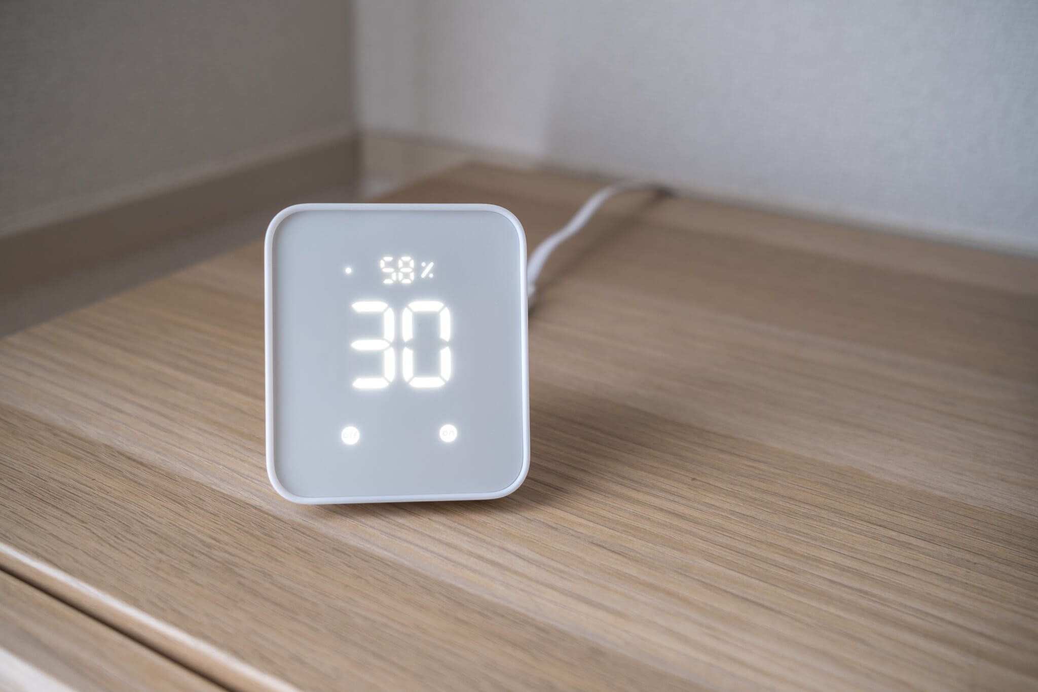 SwitchBot ハブ2をレビュー！スマート家電デビューにおすすめの