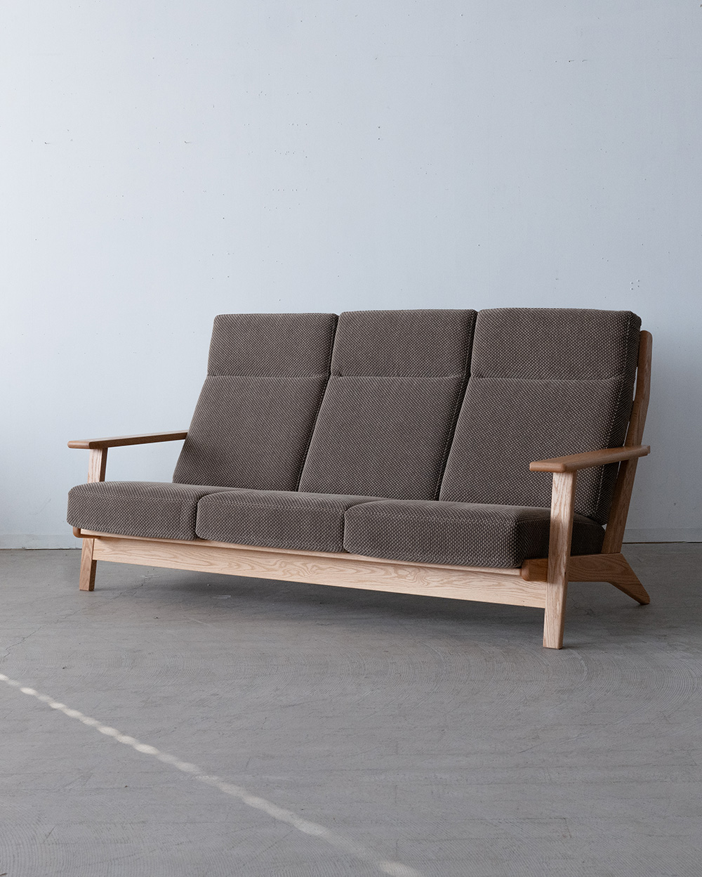 tsumugi 3 seater sofa ソファ190［ナガノインテリア］ | cocochi