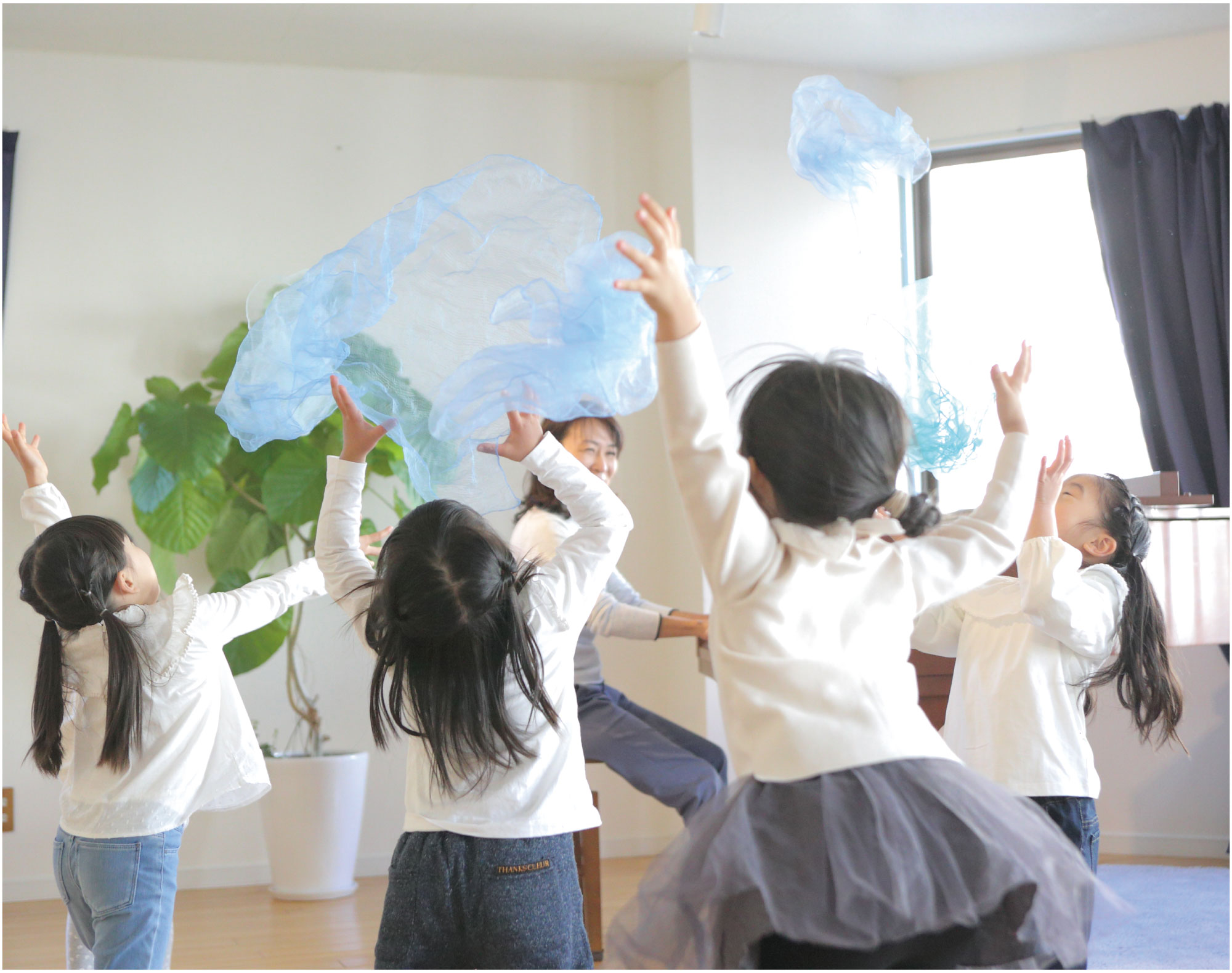 出張リトミック - 大阪市淀川区東三国、西三国のピアノ・リトミック