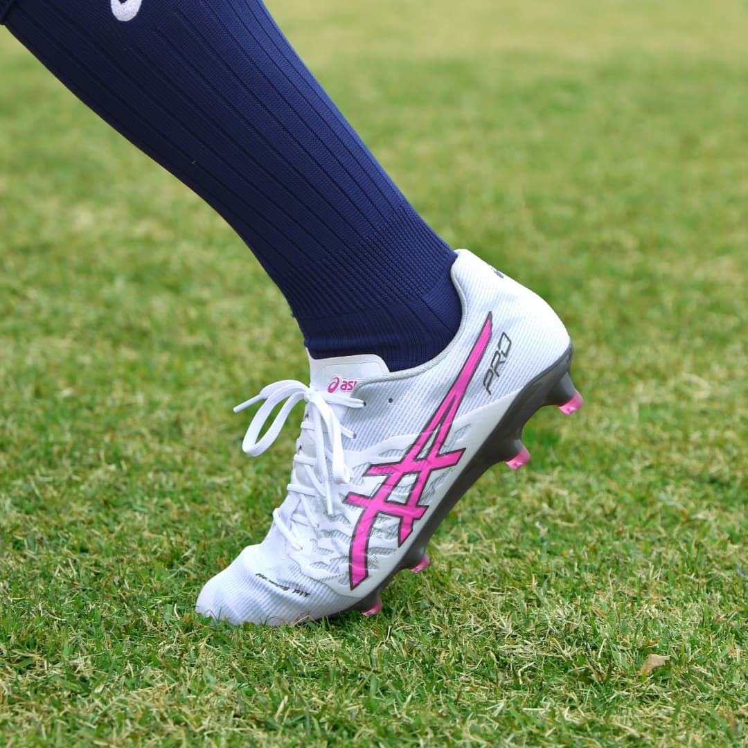 サッカースパイクフットサル&シューズ&ウェア｜アシックス公式