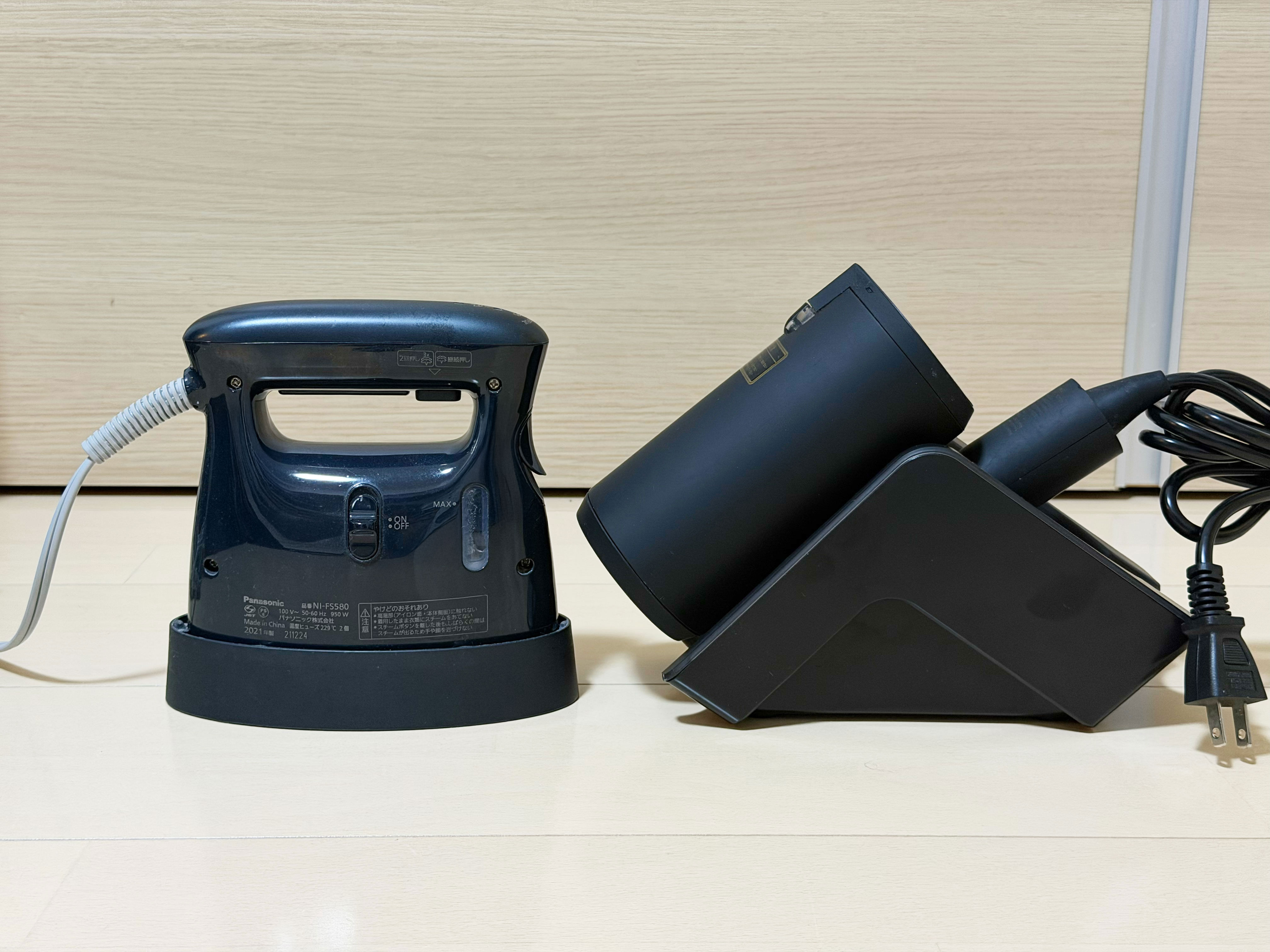 衣類スチーマーはどう選ぶのが正解？Panasonicの定番品とRooomy