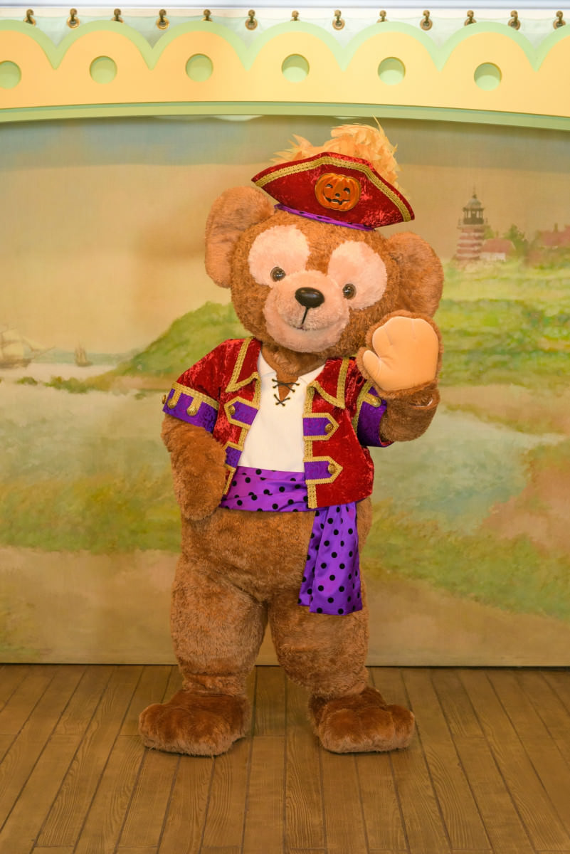 仮装姿のダッフィーに会える！東京ディズニーシー『ディズニー