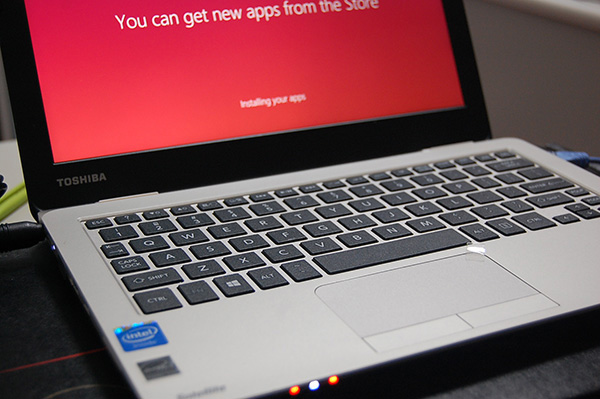 東芝 Toshiba Satellite L15-B1330分解 dynabook N51/NG N61/NG共通