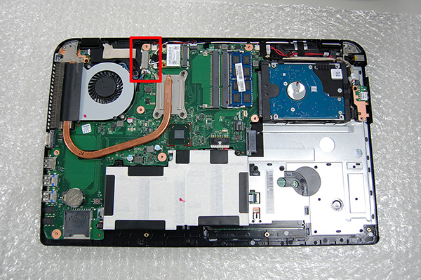 東芝 dynabook T553 T554 液晶ケーブル（コネクター）の外し方