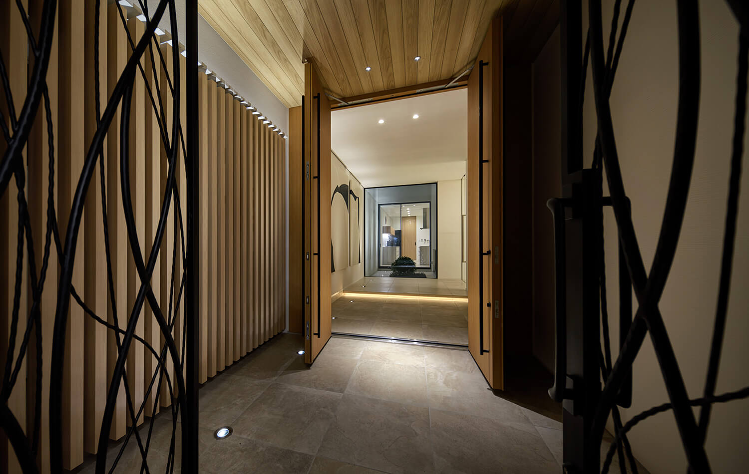 水平に広がる平屋｜226｜ソフトモダン｜ギャラリー邸別｜高級注文住宅