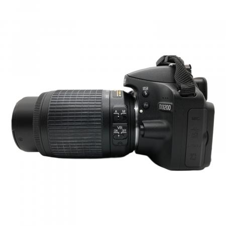 Nikon (ニコン) デジタル一眼レフカメラ D3200 ダブルズームキット