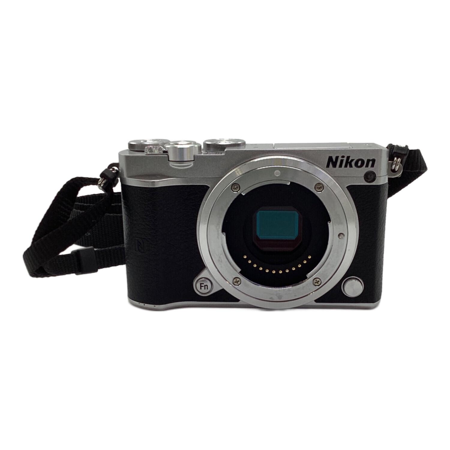 Nikon (ニコン)1 J5 ボディ デジタルカメラ｜トレファクONLINE