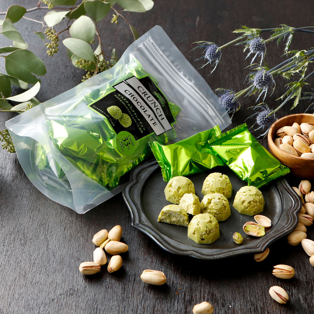 成城石井 ピスタチオのクランチチョコ～カカオ33%ホワイトチョコ使用