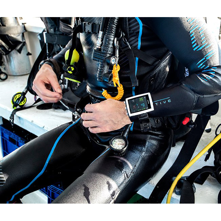 mic21ダイビングショップダイブコンピューター [ SUUNTO ] EON CORE