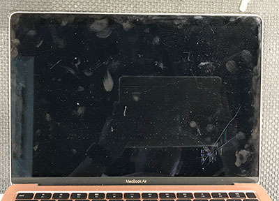 MacBook Air A2179 (2020年)液晶画面が割れた修理 | 液晶修理センター
