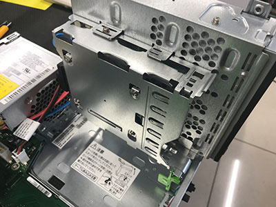 富士通 ESPRIMO D587/Rのハードディスク交換修理 エラーコード：E104-1