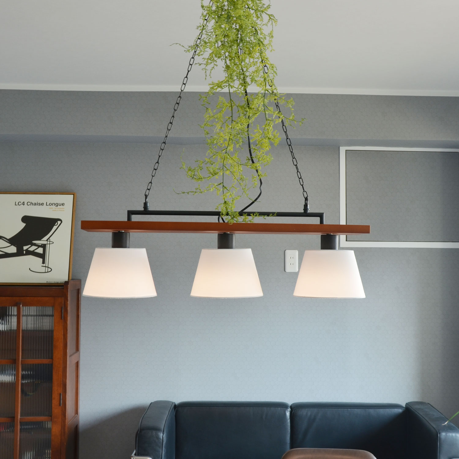 株式会社ELUX（エルックス）