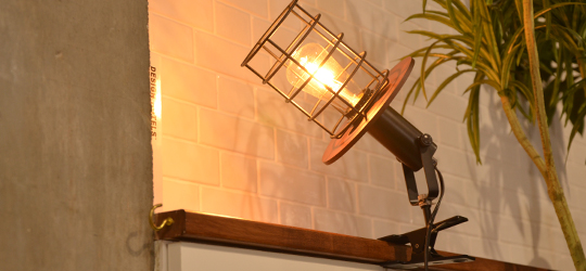 株式会社ELUX（エルックス）