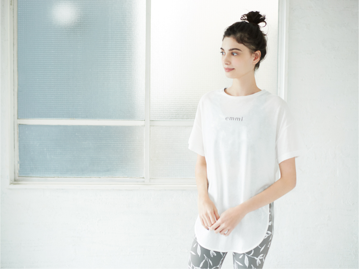 ONLINE LIMITED emmi yoga NEW COLLECTION │ emmi（エミ）公式サイト
