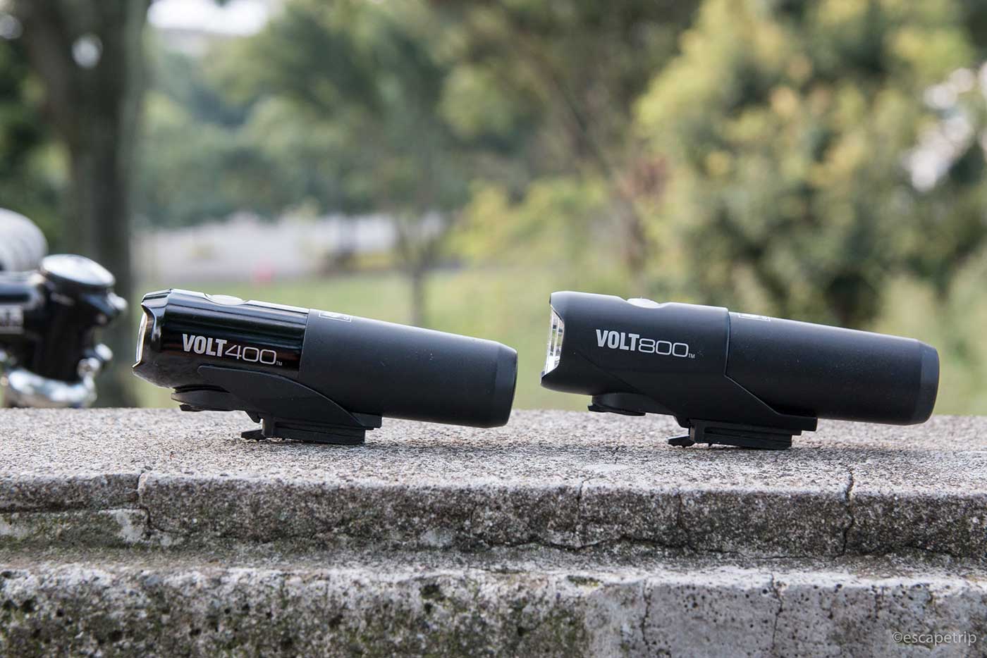 キャットアイ「VOLT800」と「VOLT400」の比較。用途に応じたライトを選ぼう