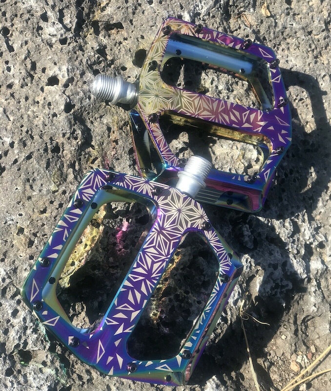 2021 Supacaz Krypto DH flat pedals -Oil Slick-9/16