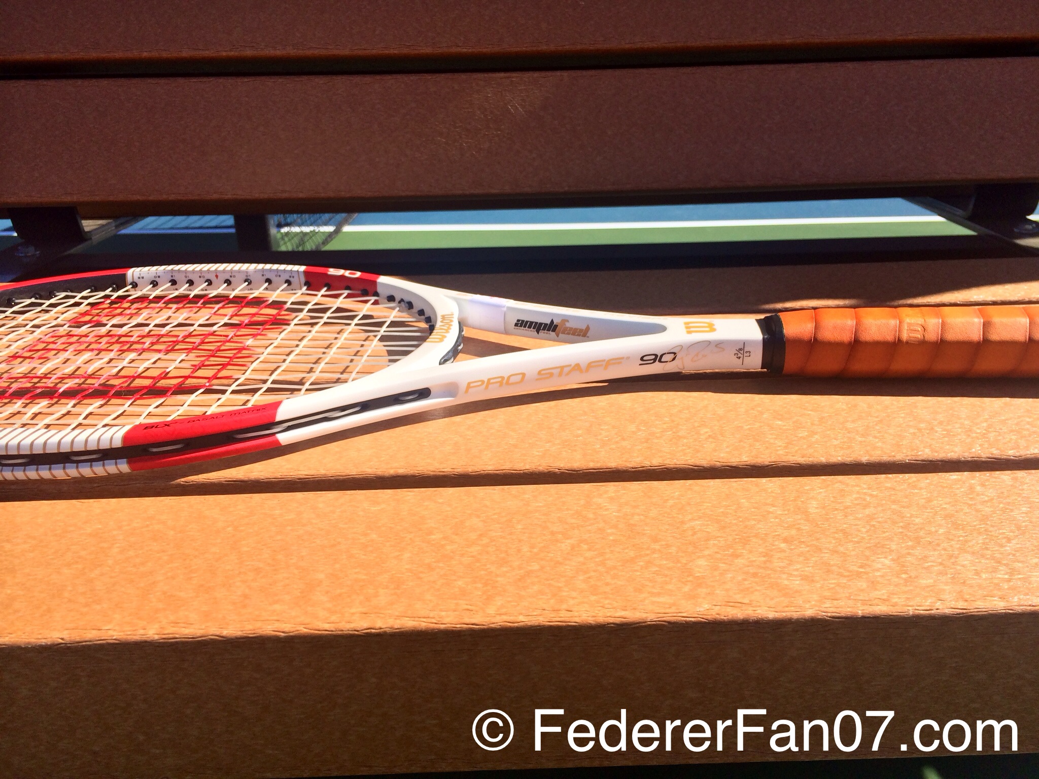Roger Federer's New 2014 Wilson Pro Staff 90