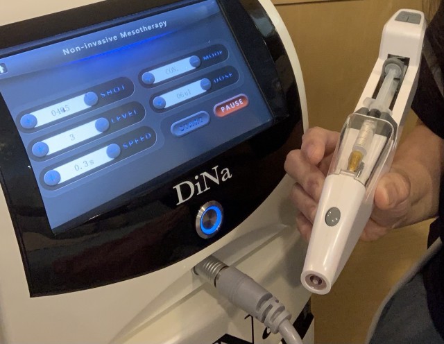 針を刺さないノンニードル水光注射DiNa導入 | ヒト幹細胞エステなら