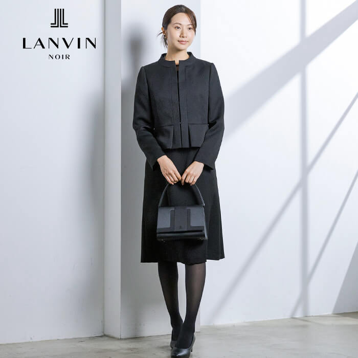 ハケメジャカードのアンサンブル 13号・ブラック｜東京ソワール