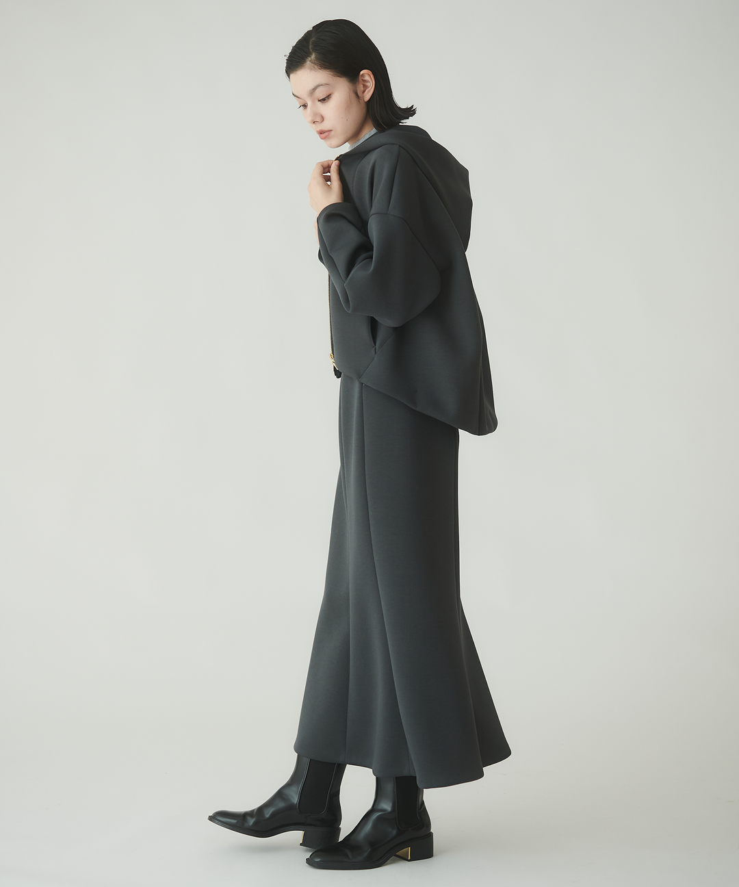 フロントジップパーカー – FACE SANS FARD