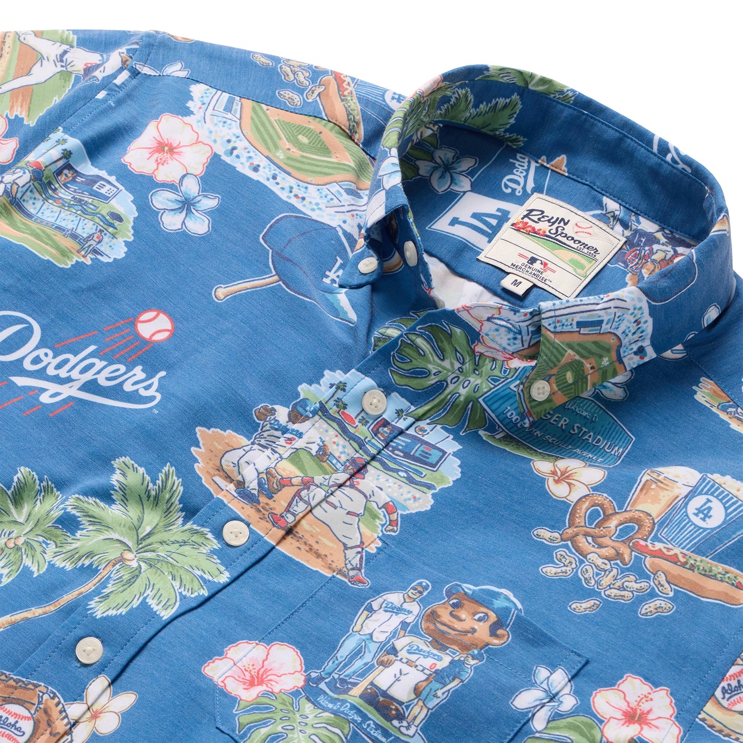 MLB® 2025 LOS ANGELES DODGERS SCENIC PERFORMANCE BUTTON FRONT