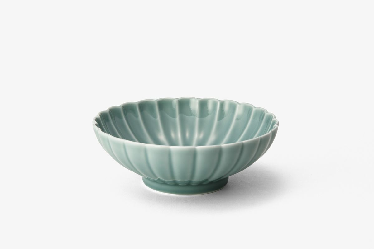 笹青磁 菊中割6号鉢 | 有田焼 深川製磁｜公式オンラインストア