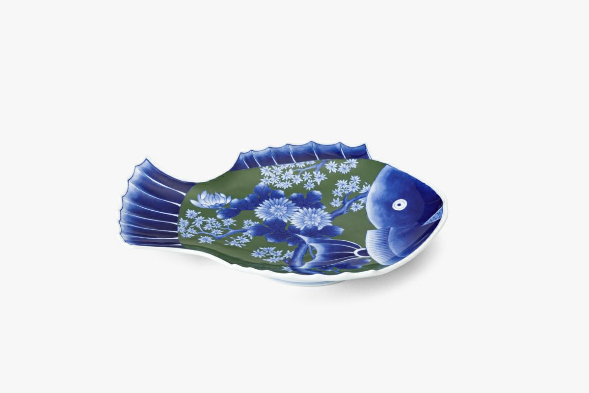 染錦手波鶴紋 魚型皿（小） | 有田焼 深川製磁｜公式オンラインストア