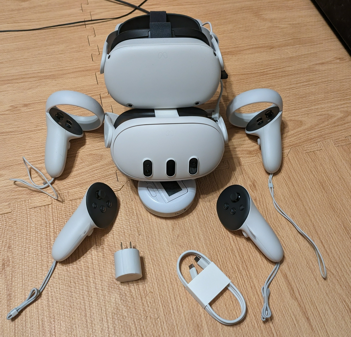 Meta Quest 3開封の儀＆フルカラーパススルーで家にテルミンを置いた